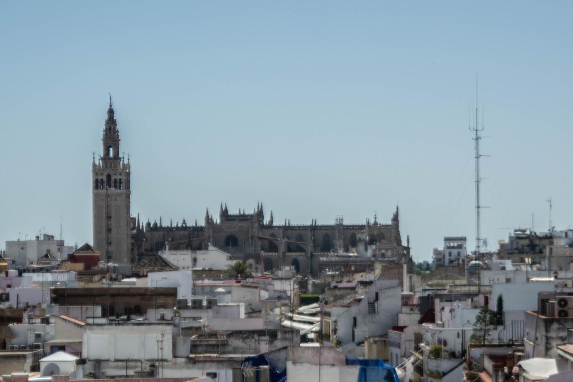 Betis Suites-La Campana Sevilla Dış mekan fotoğraf